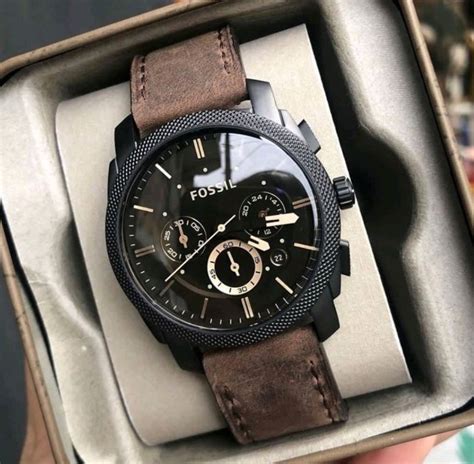 cek jam tangan fossil.